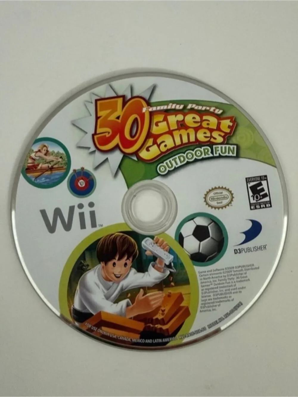 Family Party: 30 Great Games Outdoor Fun – Wii (Complete w/ Case & Disc)